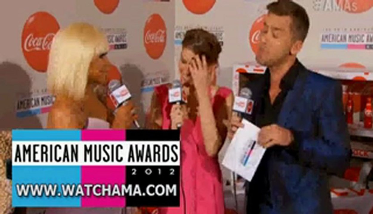 Christina Aguilera FAT red carpet AMAs 2012 interview