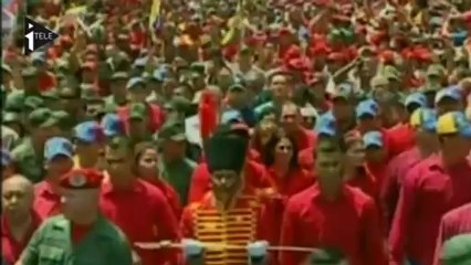 Marée rouge dans les rues de Caracas