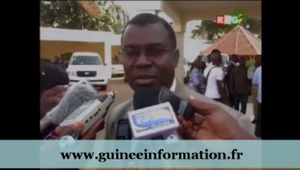 JT RTG DU 06.03.2013. Rencontre (gouvernement)-(ADP-Collectif-CDR); pendant ce temps Bakary Fofana, président de la CENI, continue l'installation des CARLE