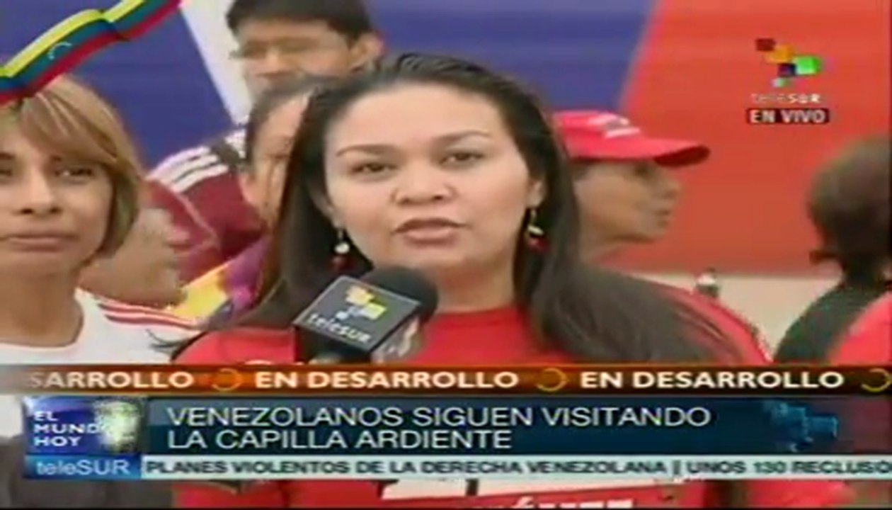 Venezolanos siguen llegando a Capilla Ardiente