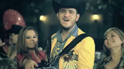 Calibre 50 Ft. Banda Carnaval - Gente Batallosa