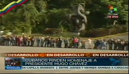 Pueblo cubano rinde homenaje póstumo a Hugo Chávez