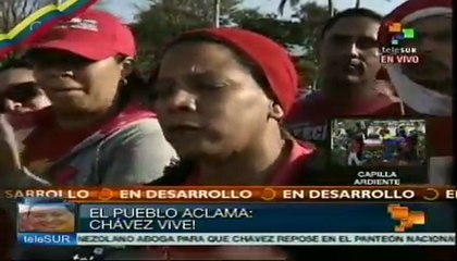La lucha sigue porque Chávez vive, canta pueblo venezolano