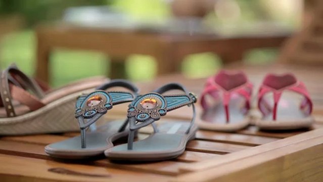 Taís Araújo apresenta marca de sapatos Grendha