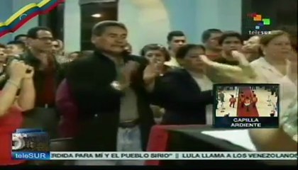 Hondureños realizan vigilia en honor a Hugo Chávez