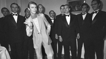 Bowie rekindles Berlin love affair with new album