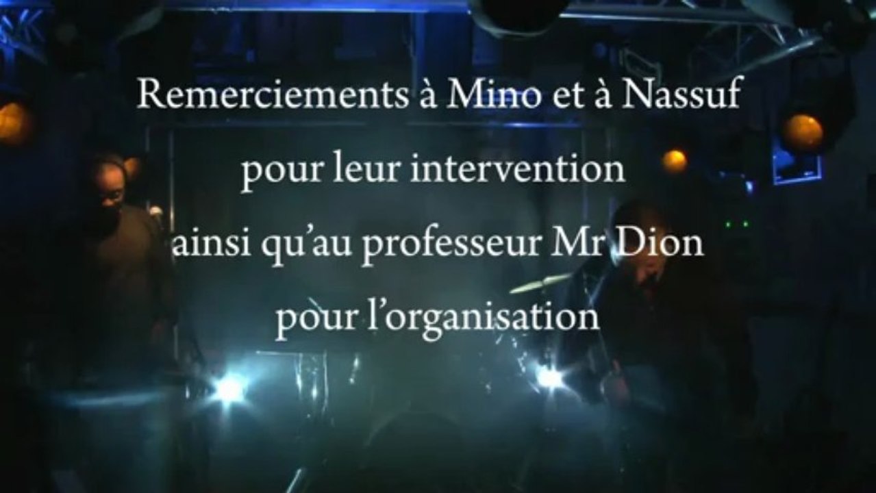 "Cruelle" de Mino (extrait du concert de Mino filmé,éclairé et sonorisé par la section AVP du Lycée R. Schuman d'Avignon)