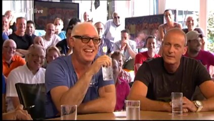 VI Oranje (1-7-2010) Middag (Jaap en jan Poortvliet)