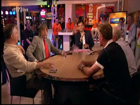 VI Oranje (28-6-2010) Avond deel 2 van 2 (voetbal International)