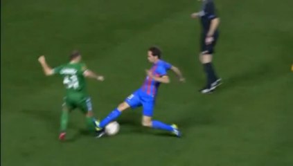 Gökdeniz Karadeniz'e yapılan faul