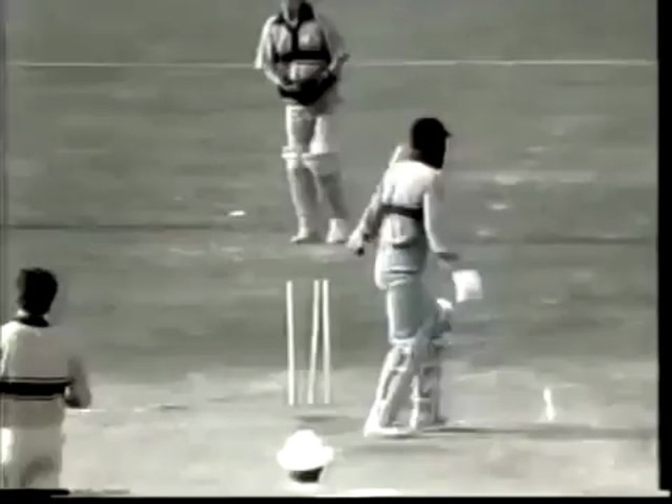 Richard Hadlee vs Viv Richards