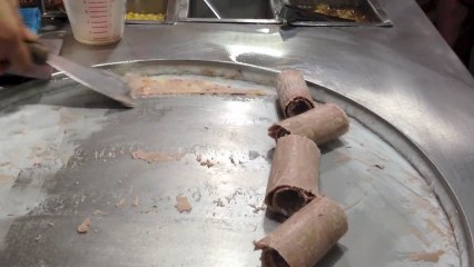 Rouleaux de crème glacée en Thaïlande