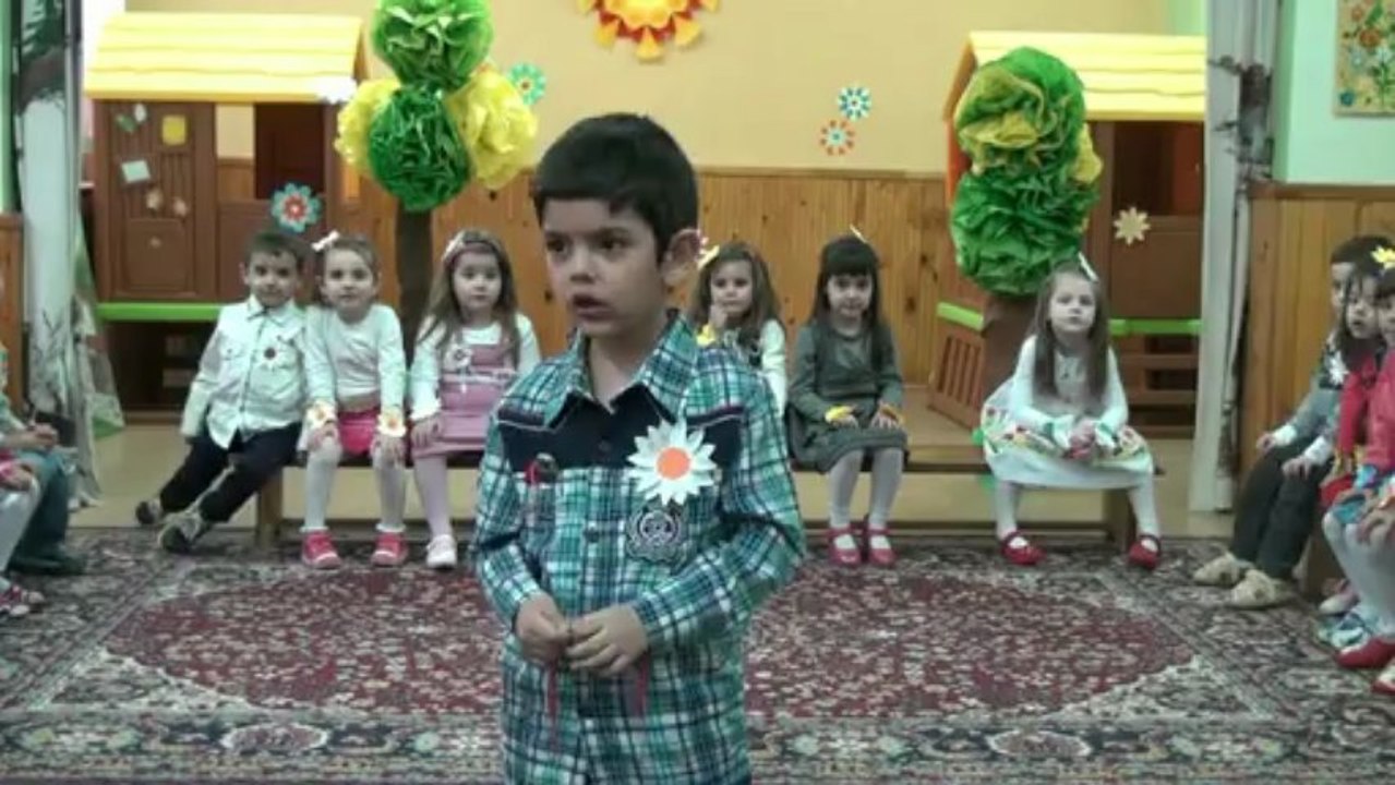 Група Маргаритка - Празник на мама - 2013