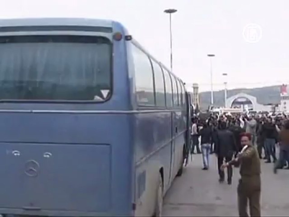Сирийские беженцы «бегут» обратно