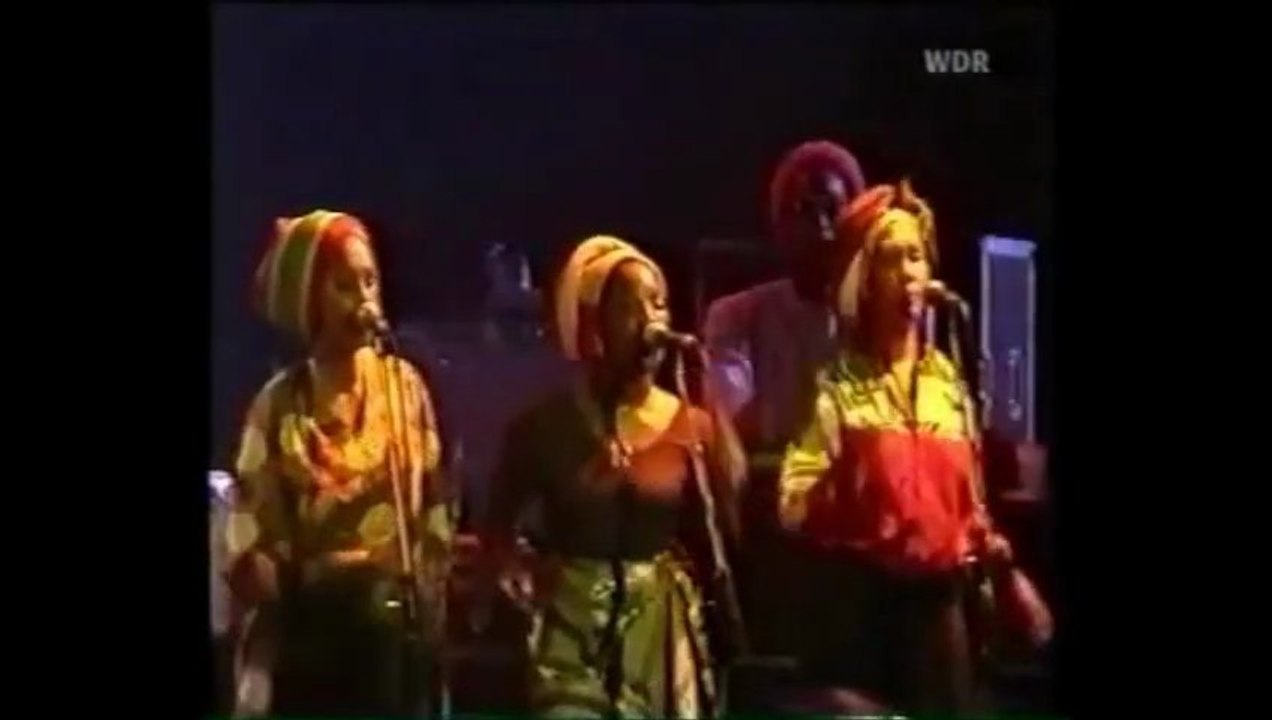 BOB MARLEY A LIVE ROOTS ROCK RAGG-OUT POLENTE REGGAE CONCERT IN ZWITSERLAND 02.03.2013 GRANZE NOEUVA