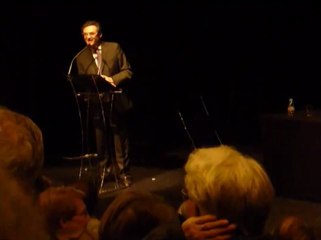 Question à Patrick Devedjian par We Are Change Paris