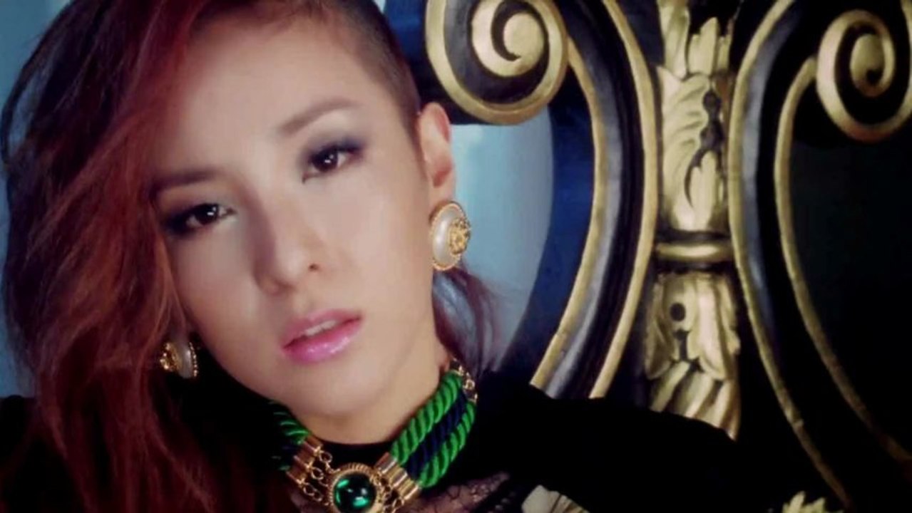 {SUB ESP} [MV] 2NE1 - I LOVE YOU