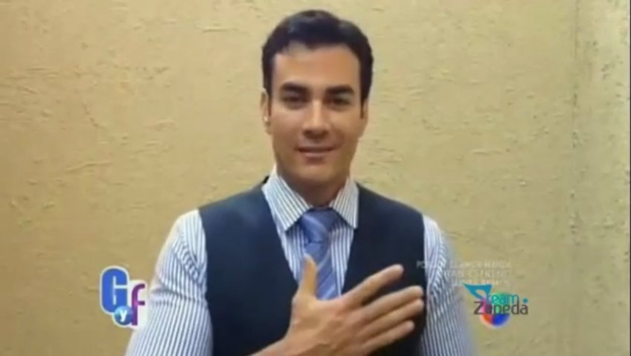 David Zepeda @davidzepeda1 felicita a @ElGordoYLaFlaca por su millón de seguidores