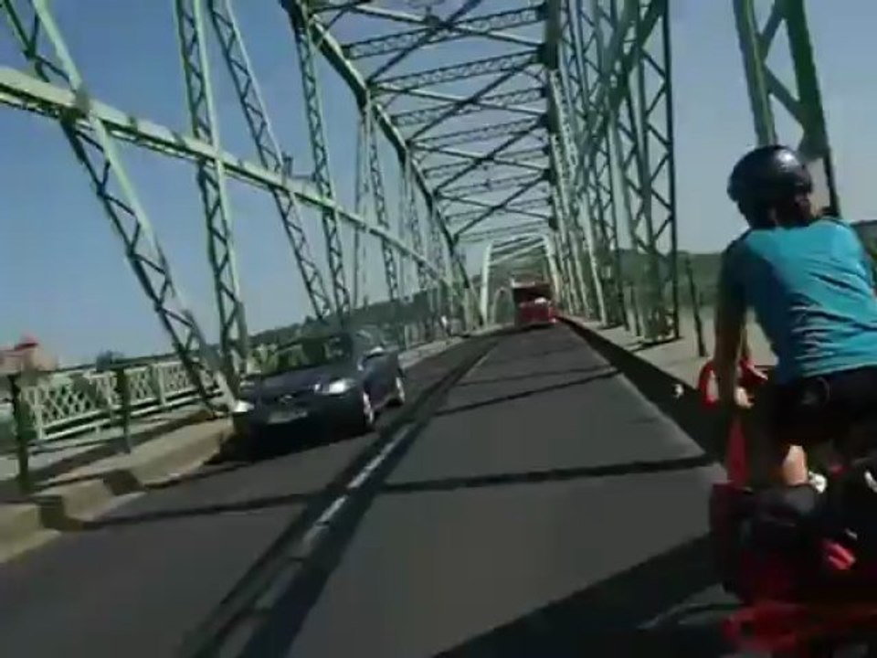 Roues-Libres / Arrivee en Hongrie