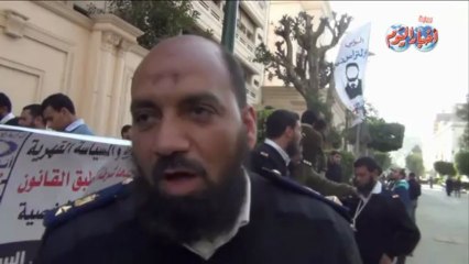 ضابط ملتحى : نريد تطبيق دولة القانون
