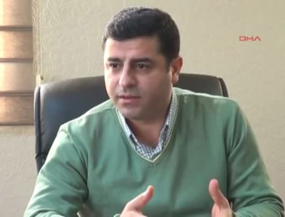 demirtas kimse show pesinde degil