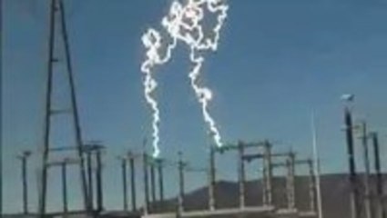 500,000 Volt Line Opened Under Load