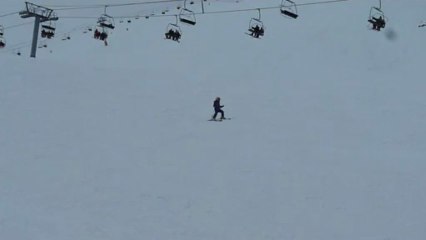 Lucie y Emilie esquiando