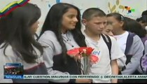 Profesores y alumnos colombianos homenajean a Hugo Chávez