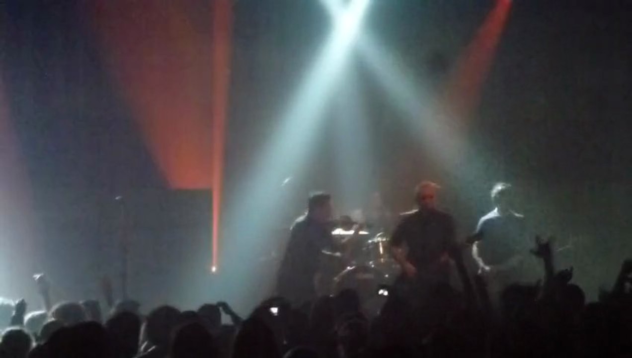 Yellowcard - Awakening live @ Le Bataclan, Paris, 07/03/13