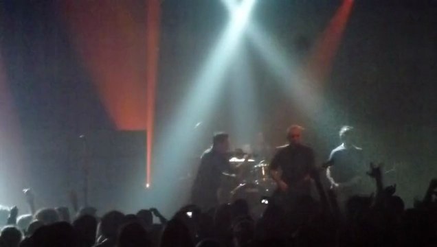 Yellowcard - Awakening live @ Le Bataclan, Paris, 07/03/13