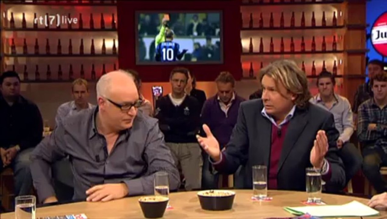 Voetbal International - 25-01-2010 Hans Kraay Jr. en Johan kibbelen.mpg