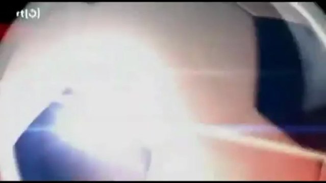 Hans Kraay krijgt een fijne aankondiging door Johan Derksen