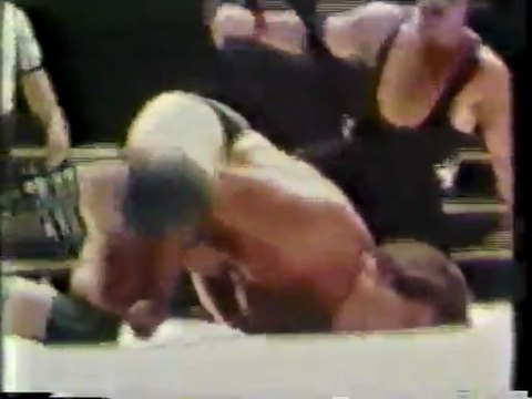 SGT SLAUGHTER vs TED DiBIASE ST LOUIS 1977
