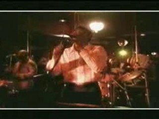 La Familia  Djakout Mizik