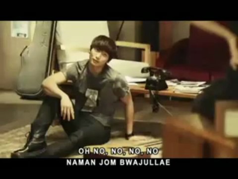 G.Na - BLACK & WHITE