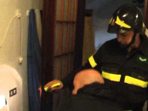 Napoli - Crollo palazzo Chiaia, gli interni del palazzo (07.03.13)