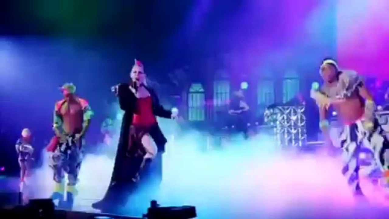 浜崎あゆみAyu NA NA NA Hotel love song live