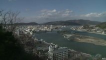 Le Japon commémore le tsunami, deux ans après