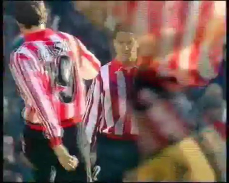 17.- Tiempos dificiles. Temp. 00 - 01