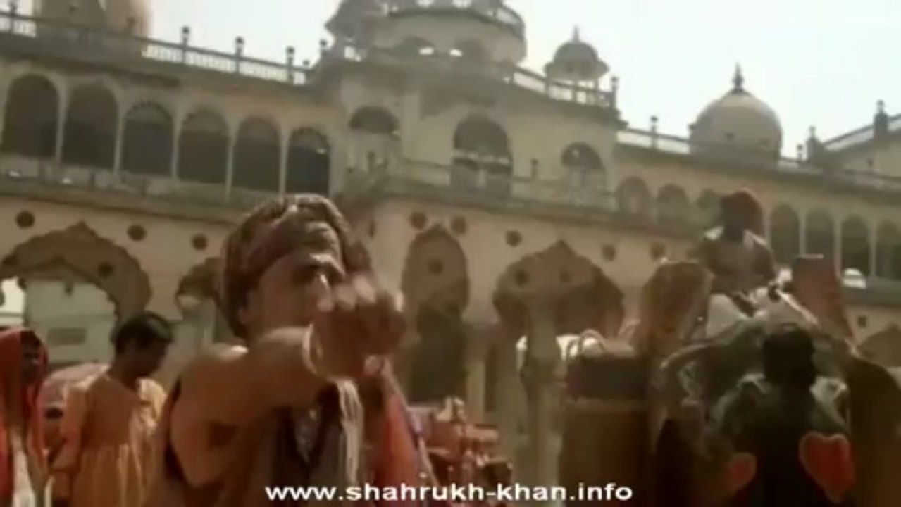 Lipton Tea with SRK @iamsrk song #KKHH - Russian advertising 2012