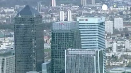 UK lawmakers want tougher banking reform