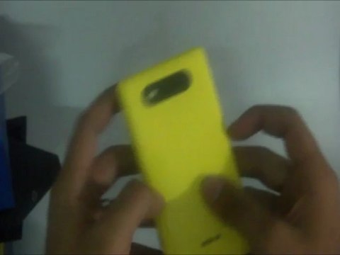 Nokia Lumia 820 Unboxing