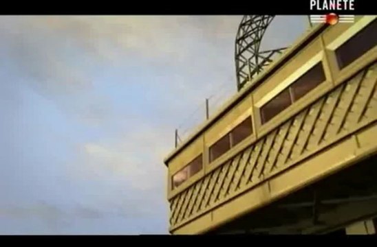 Superstructures - La Legende Vraie De La Tour Eiffel - Partie 2 de 2