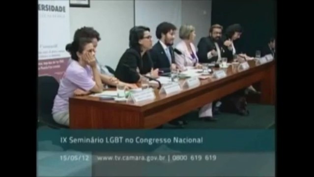 Silas Malafaia responde ao ATIVISTA GAY QUE CHAMOU OS EVANGÉLICOS DE DESGRAÇADOS!