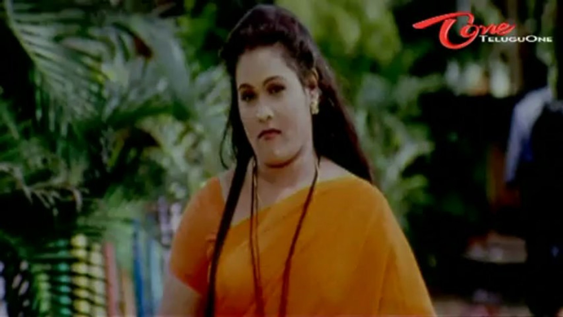 Beautiful aunty romance video