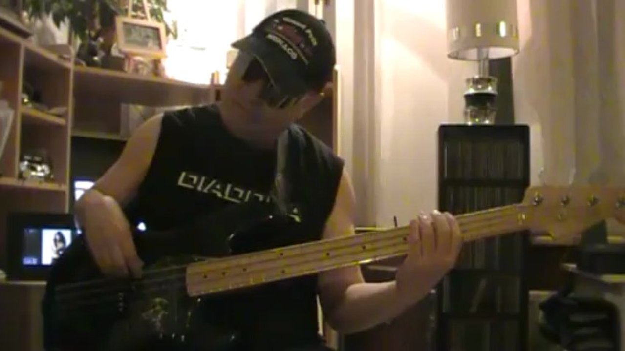 I feel good James Brown bass cover Bob Roha