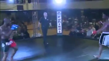 MMA Fighter K.O en seulement 5 secondes