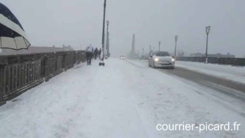 Ref:xy56fw Fort épisode de neige à Saint-Quentin