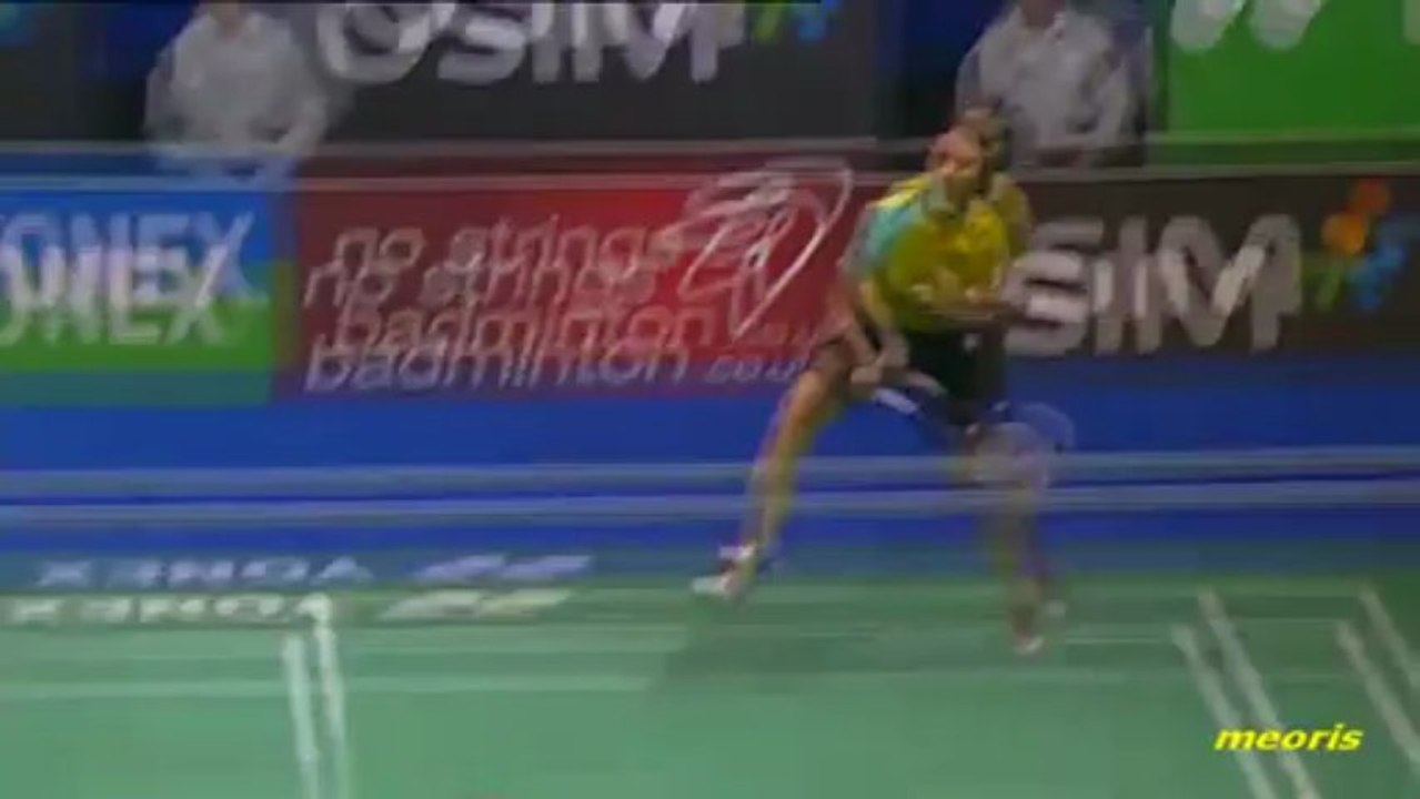 Yonex AEO 2013 ~ WSF ~ Tine BAUN[DEN] vs Intanon RATCHANOK[THA] ~ Part 1