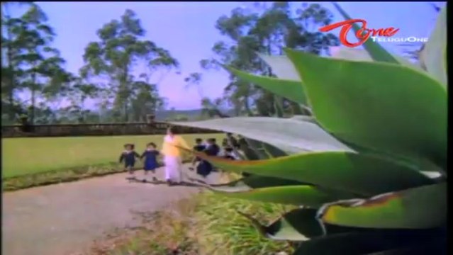 Vichitra Jeevitham Songs - Allibilli Chitti Papa - ANR - Vanisree - Jayasudha